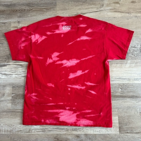 Utah Jazz custom acid wash t shirt
NBA red port co tag men’s XL
Measures 23x29 - Picture 3 of 6